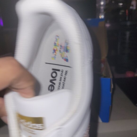 2020 Adidas Superstar Pride - Picture 5 of 5